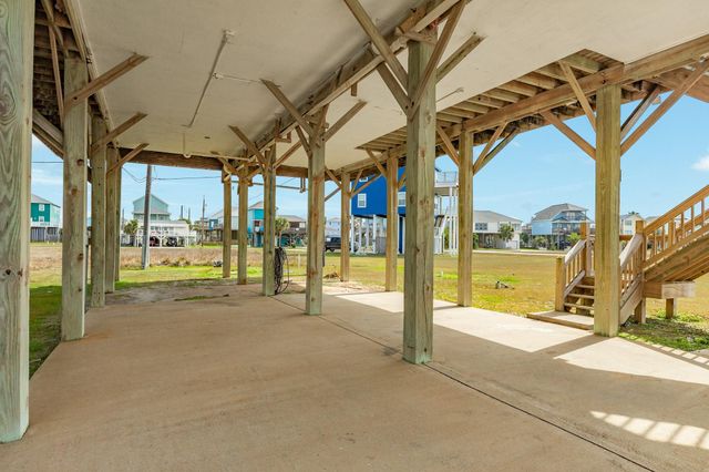 13006 Coronado Drive, Freeport, TX 77541