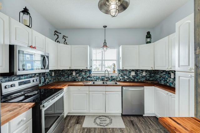 13006 Coronado Drive, Freeport, TX 77541