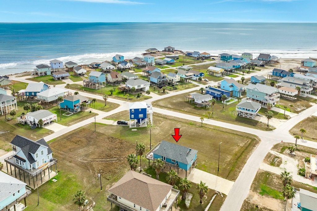 13006 Coronado Drive, Freeport, TX 77541