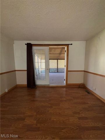 2547 Winding Road, Parkersburg, WV 26104