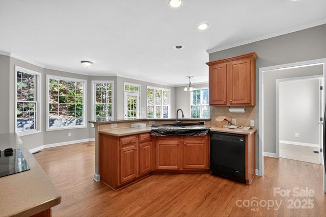 4037 Camrose Crossing Lane, Matthews, NC 28104