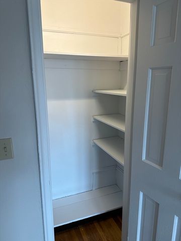 24 Concord Ave 414, Cambridge, MA 02138