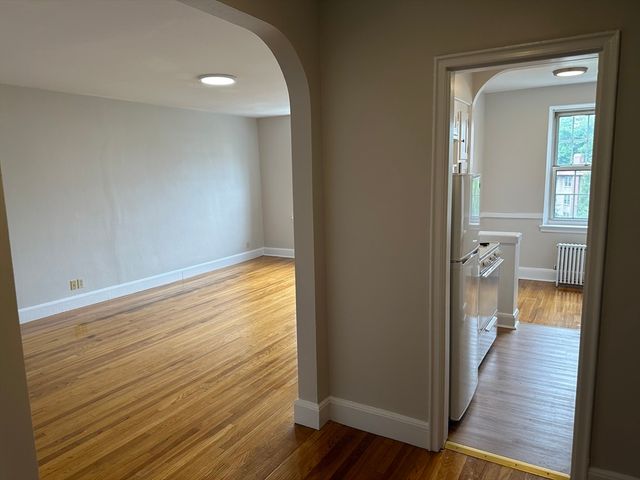 24 Concord Ave 414, Cambridge, MA 02138
