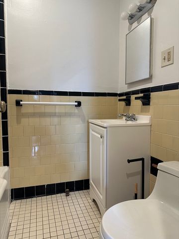 24 Concord Ave 414, Cambridge, MA 02138