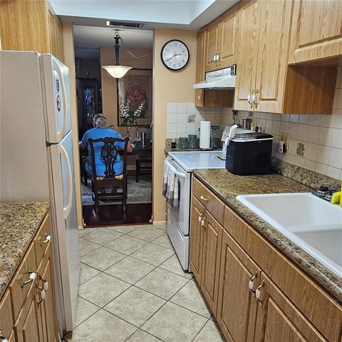 802 BRANDY WINE DRIVE, Largo, FL 33771