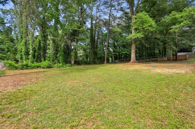 181 Hurt Road SE, Smyrna, GA 30082