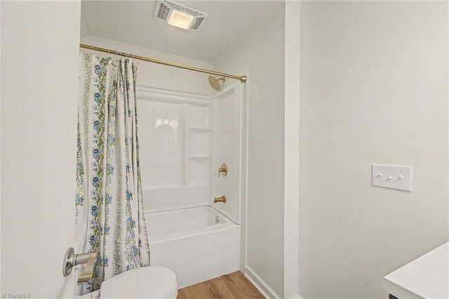 300 E Cedar Street, Yadkinville, NC 27055