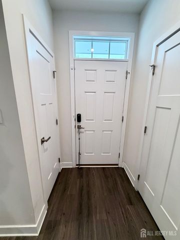 1207 English Lane 1207, Parlin, NJ 08859