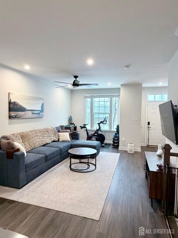 1207 English Lane 1207, Parlin, NJ 08859