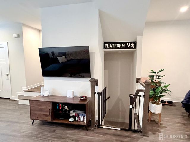 1207 English Lane 1207, Parlin, NJ 08859