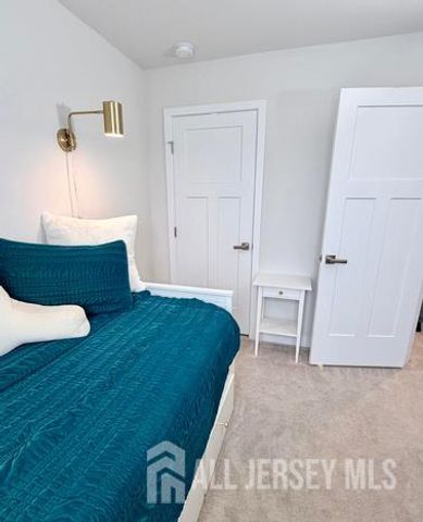 1207 English Lane 1207, Parlin, NJ 08859