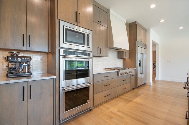 1638 Governors Boulevard, Heath, TX 75126