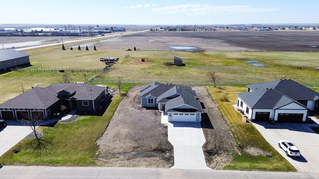 291 Liberty Lane, Horace, ND 58047