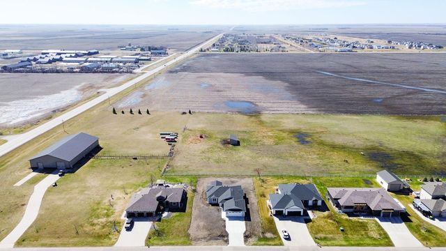 291 Liberty Lane, Horace, ND 58047