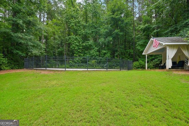 60 Carriage Park Court, Oxford, GA 30054