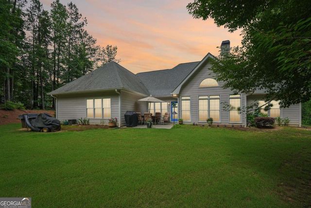 60 Carriage Park Court, Oxford, GA 30054