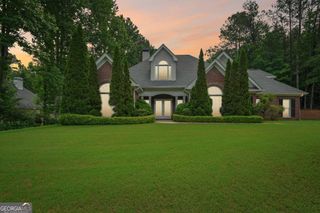 60 Carriage Park Court, Oxford, GA 30054