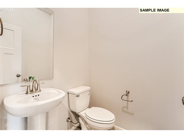 630 Nichols Ln. H493, Woodburn, OR 97071