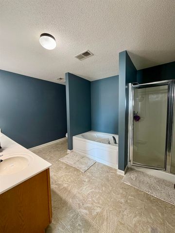 9926 CHARIDEN DR, Cordova, TN 38016