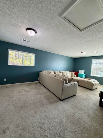 9926 CHARIDEN DR, Cordova, TN 38016