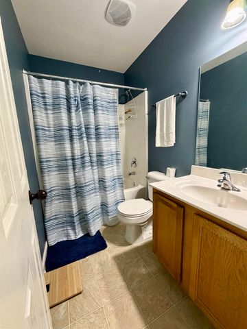 9926 CHARIDEN DR, Cordova, TN 38016