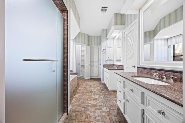 18227 Longmoor Drive, Houston, TX 77084