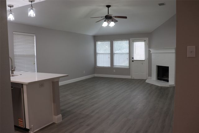 1425 Knottingham Drive, Little Elm, TX 75068