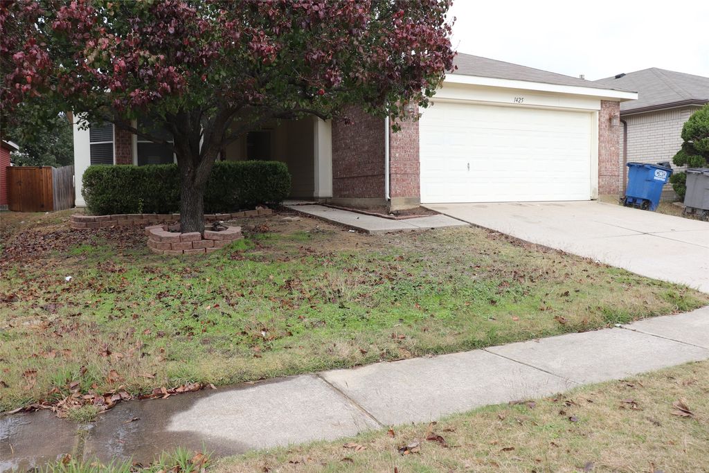 1425 Knottingham Drive, Little Elm, TX 75068