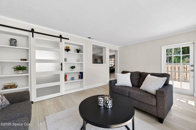 7486 Livingstone Lane, Melbourne, FL 32904