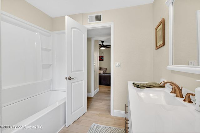 7486 Livingstone Lane, Melbourne, FL 32904