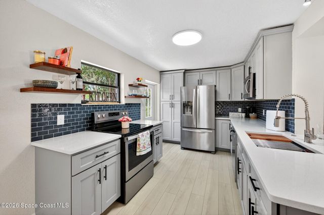 7486 Livingstone Lane, Melbourne, FL 32904