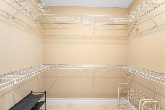 2802 SW Mariposa Circle, Palm City, FL 34990