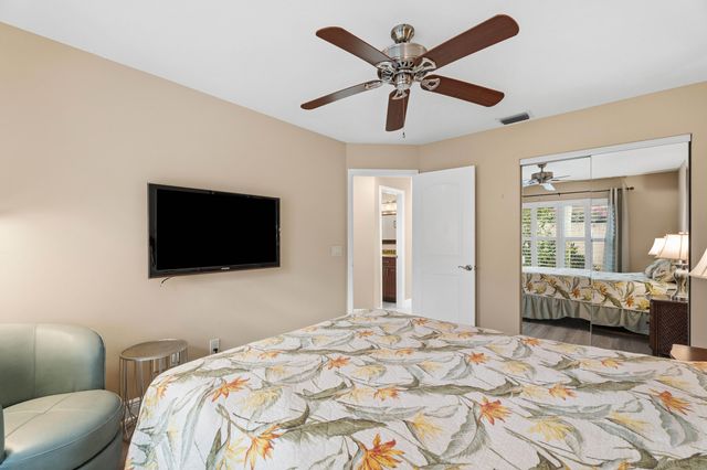 2802 SW Mariposa Circle, Palm City, FL 34990