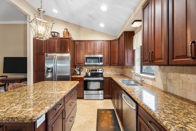 2802 SW Mariposa Circle, Palm City, FL 34990