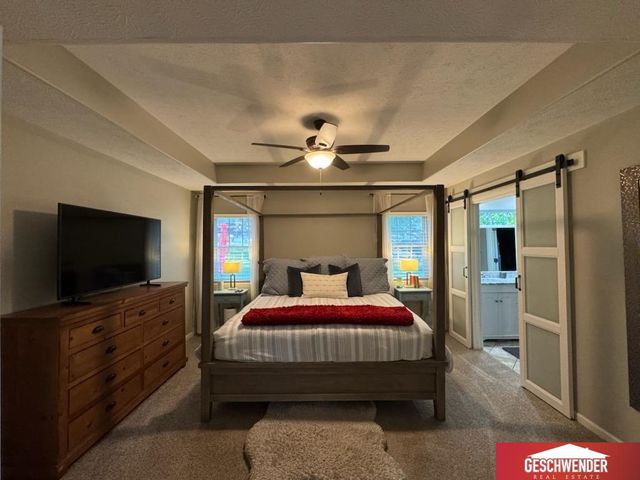 1511 Platinum Drive, Crescent, IA 51526