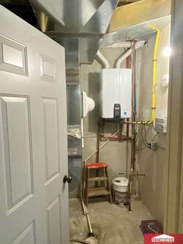 1511 Platinum Drive, Crescent, IA 51526