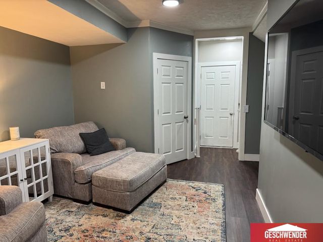 1511 Platinum Drive, Crescent, IA 51526