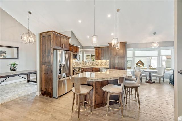 11134 S PRESCOTT DR, Sandy, UT 84093
