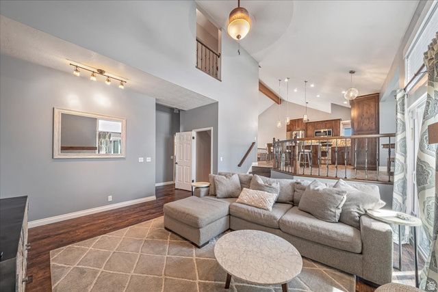 11134 S PRESCOTT DR, Sandy, UT 84093