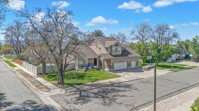 11134 S PRESCOTT DR, Sandy, UT 84093