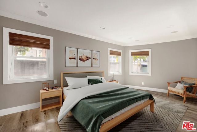 2011 Stearns Drive, Los Angeles, CA 90034