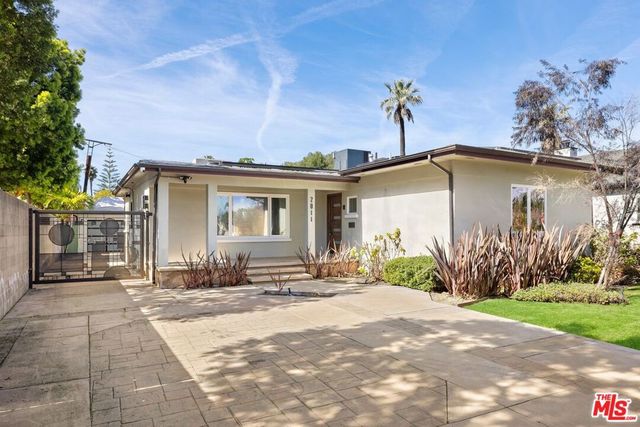 2011 Stearns Drive, Los Angeles, CA 90034
