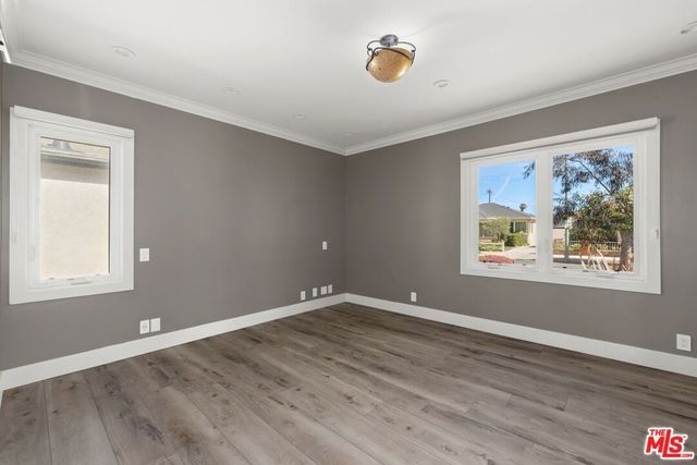 2011 Stearns Drive, Los Angeles, CA 90034