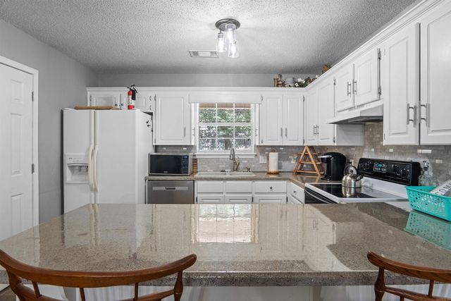 24 Timber Lane, Cabot, AR 72023