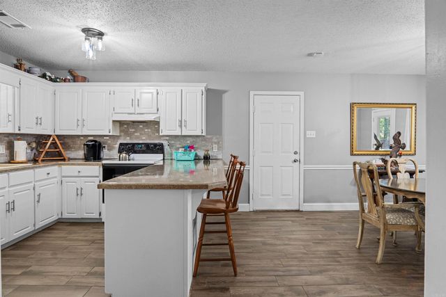 24 Timber Lane, Cabot, AR 72023