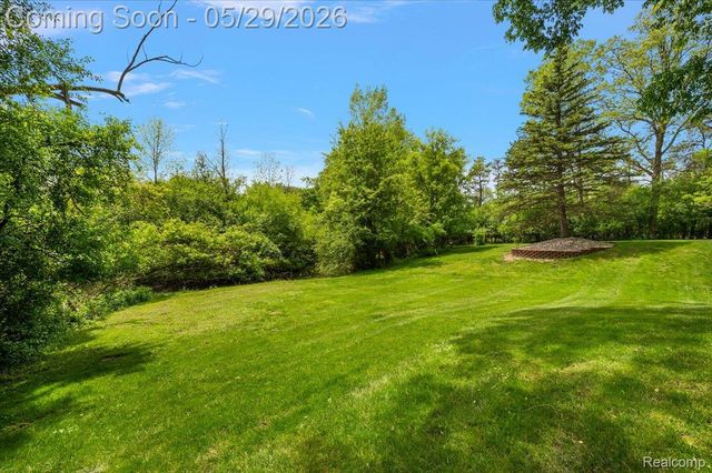 46501 Pickford Street, Northville Township, MI 48168