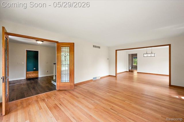 46501 Pickford Street, Northville Township, MI 48168