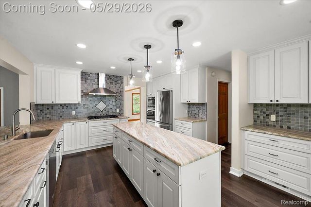 46501 Pickford Street, Northville Township, MI 48168