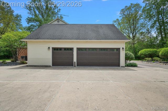 46501 Pickford Street, Northville Township, MI 48168