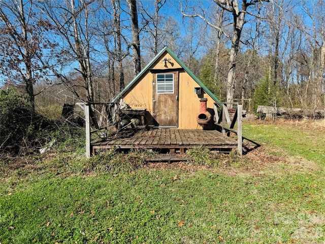 824 Baxter Road, Cherryville, NC 28021